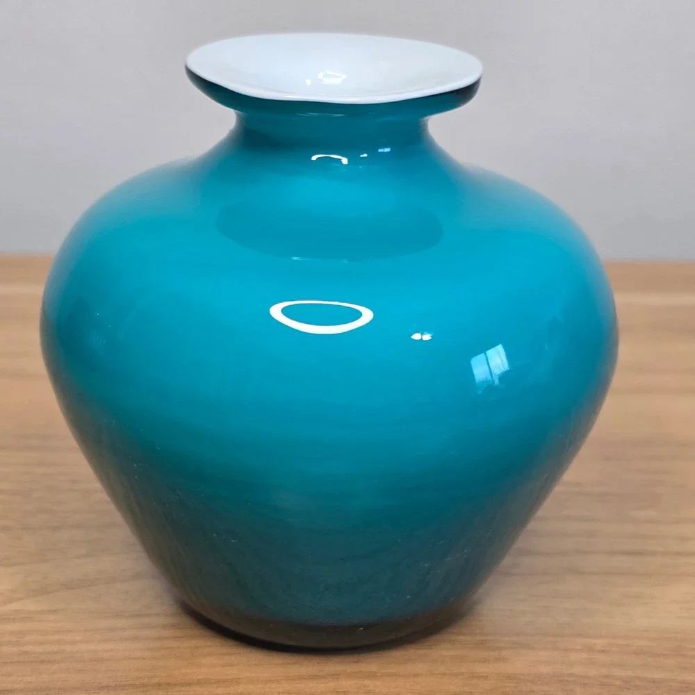 Vintage Pilgrim Art Glass‎ Aqua on White Cased Bulb Vase
